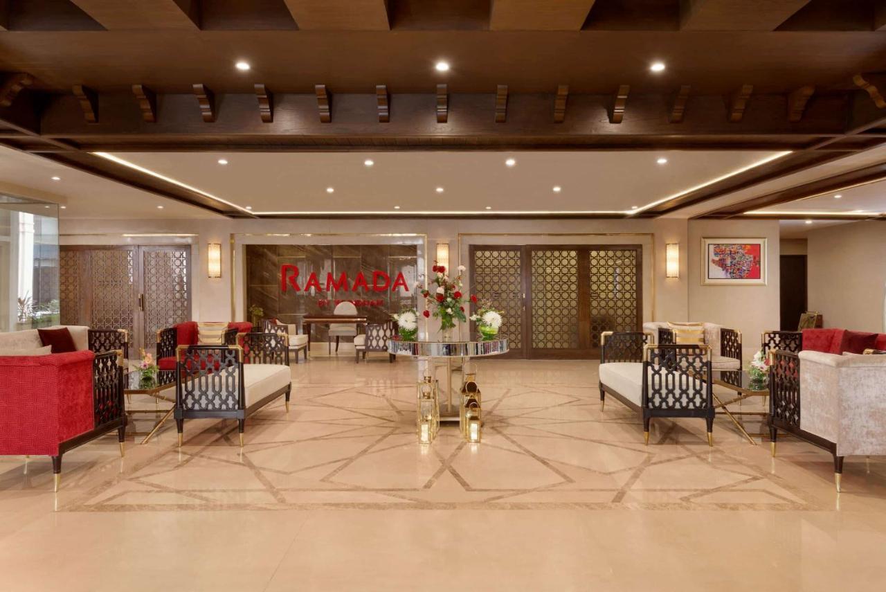 Ramada By Wyndham Lahore Gulberg II Hotell Exteriör bild